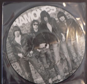RAMONES - Ramones